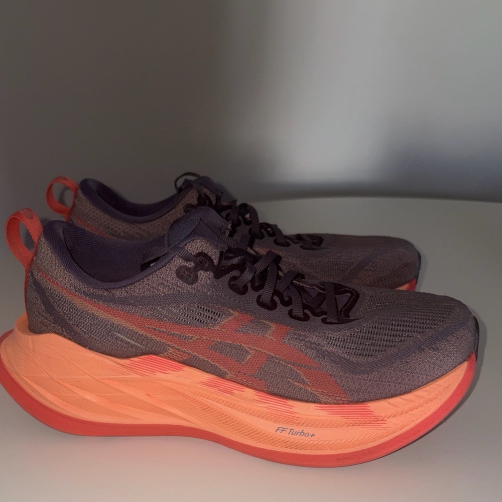 ASICS Superblast 2 Women’s 8.5 Men’s 7 Gray Orange Running Shoes - Picture 5 of 10